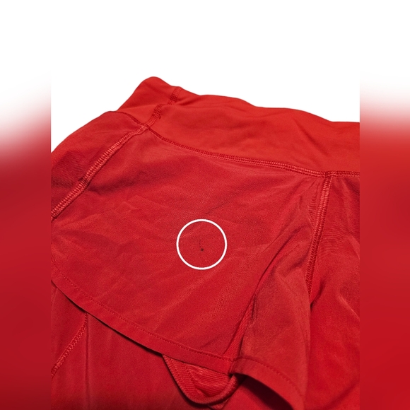 GUC Lululemon Speed Shorts. Sz 4. - Picture 4 of 4